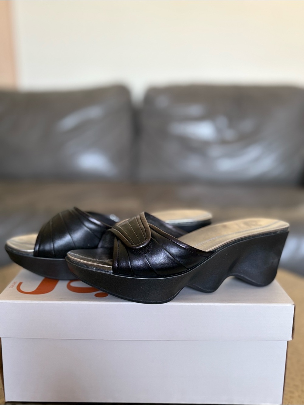 Cole Haan G Series Omega Slide Black Metallic Leather Platform Wedge Sandals 6B